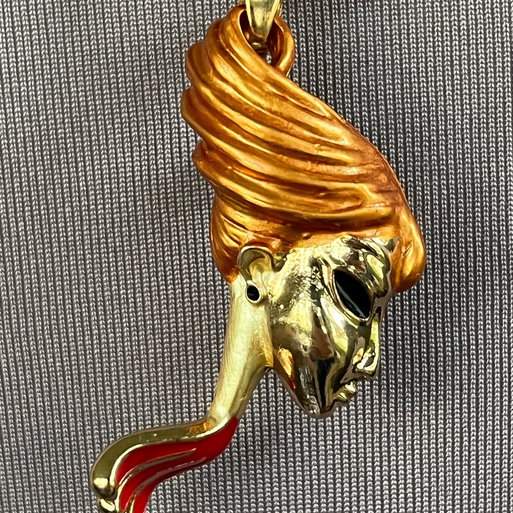Betsey Johnson Pendant/Pin/Brooch Woman’s Face / Head NWT - Picture 2 of 6